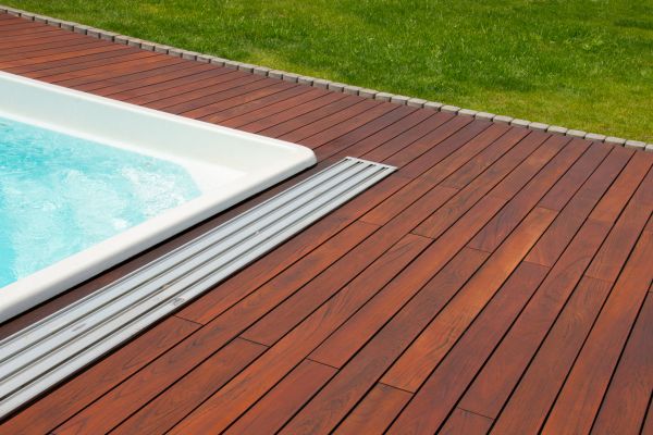 Pool Deck Refinishing
