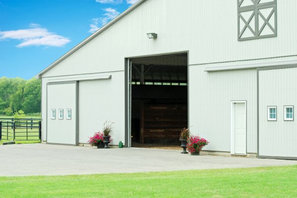 Barn Siding Painting Service