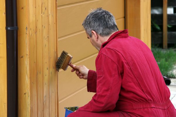 Outdoor Garage Painting