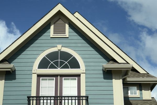 Siding Refinishing Service